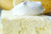 Dreamy Banana Cream Cheesecake Bars