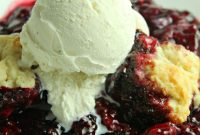 Luscious Blackberry Cobbler