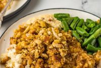 One-Pot Slow Cooker Chicken Cordon Bleu and Stuffing Dinner