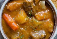 Heartwarming Slow Cooker Beef Stew