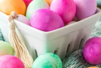 Slow Cooker Easter Egg Magic