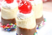 Banana Split Delights