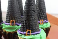 Wicked Witch Hat Cupcakes