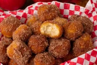 Effortless 2-Ingredient Apple Pie Donut Holes