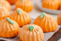 Melt-Away Pumpkin Meringue Cookies