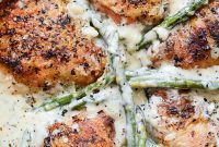 Creamy Garlic Chicken Bliss with Asparagus Spears
