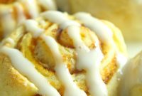 Spiced Pumpkin Cinnamon Rolls