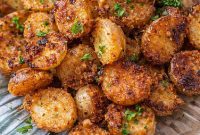 Golden Garlic Parmesan Potatoes