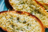 Cheesy Garlicky Bread Heaven