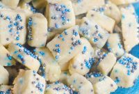 Buttery Winter Shortbread Minis