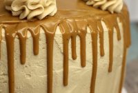 The Irresistible Peanut Butter Cake Experience