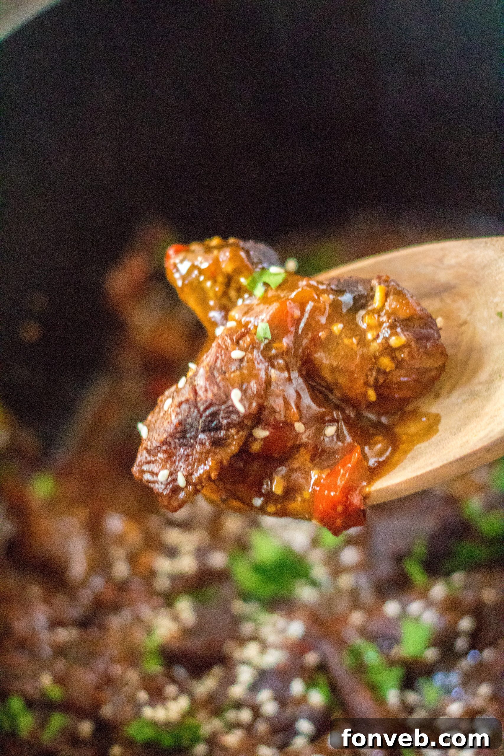 Hearty Slow Cooker Pepper Steak with Onions 11 Slow Cooker Pepper Steak in a serving bowl.