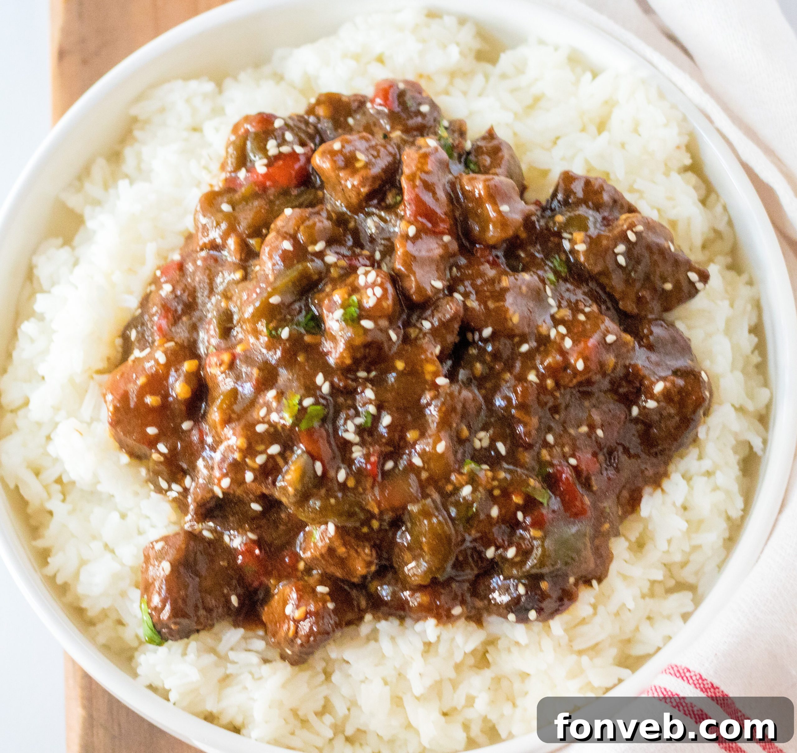 Hearty Slow Cooker Pepper Steak with Onions 6 Ingredients for Slow Cooker Pepper Steak laid out.