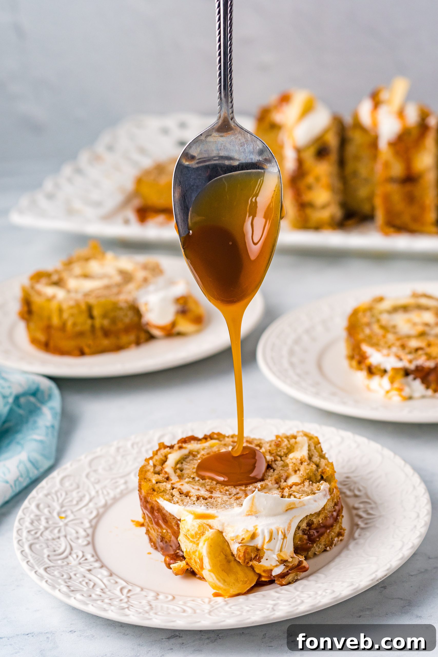 Fresh lemon and squeezed lemon juice, ready for use in the cake