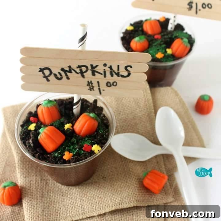 Spooktacular Fall and Halloween Inspirations to Love 35 Minion scarecrows made from straw bales as outdoor fall decoration