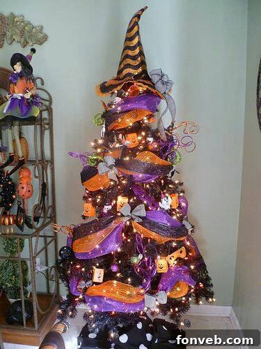 Spooktacular Fall and Halloween Inspirations to Love 50 Pumpkin patch pudding cups with crushed cookies and candy pumpkins