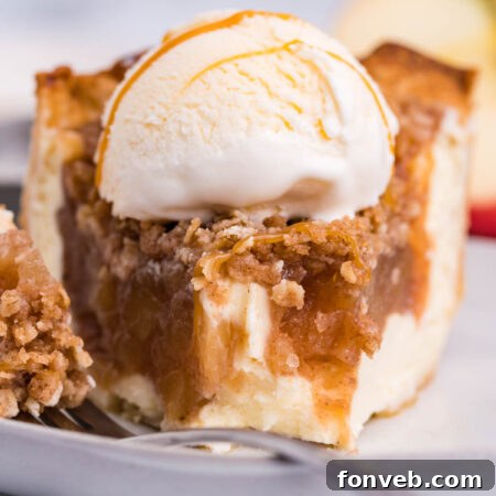 Apple Crumb Cheesecake Pie