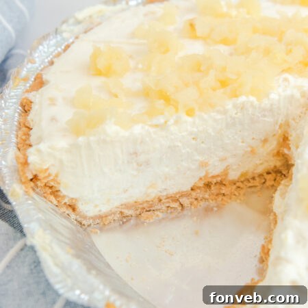 No Bake Pineapple Cheesecake Pie