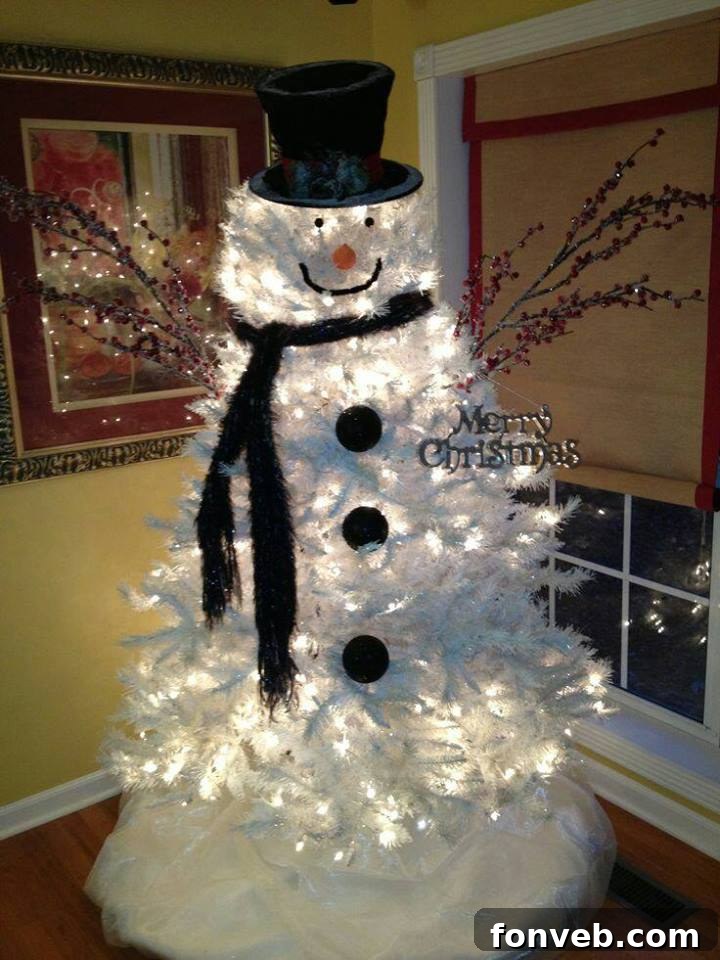 Snowman Christmas Tree, a creative and unique holiday display