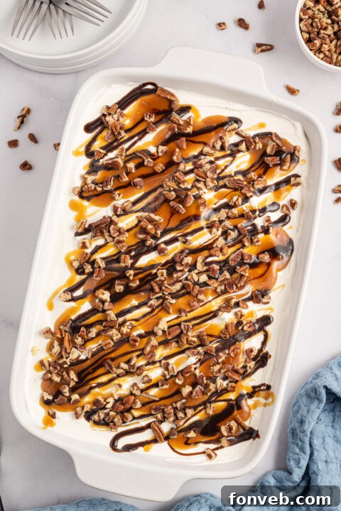 Step-by-step image of layering the chocolate pudding.