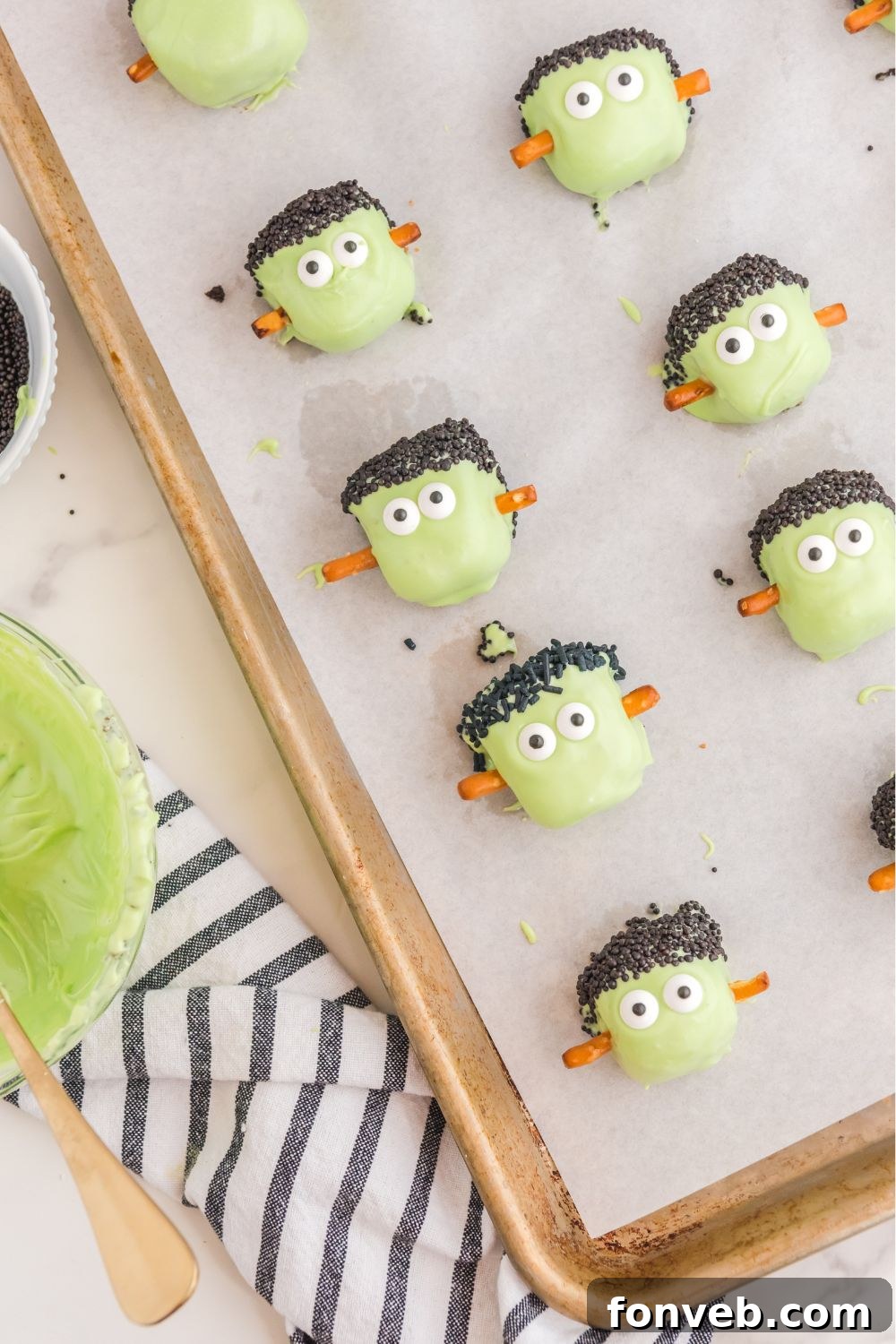 FrankenOreo Bites 12 Frankenstein decorated Oreo balls