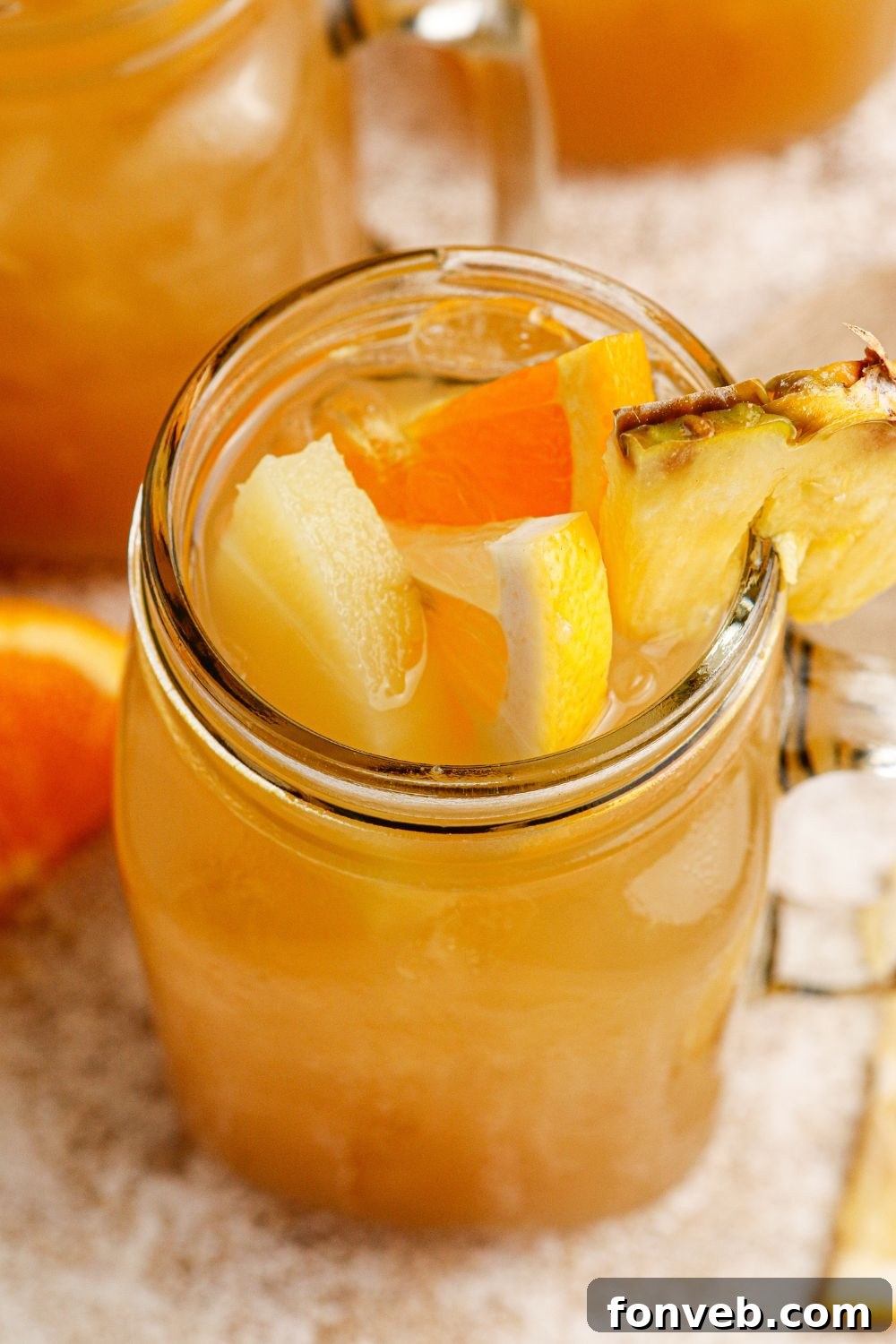 Endzone Chill 19 Bourbon tea cocktail in a mason jar.