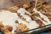 Irresistible Cinnamon Roll Cake