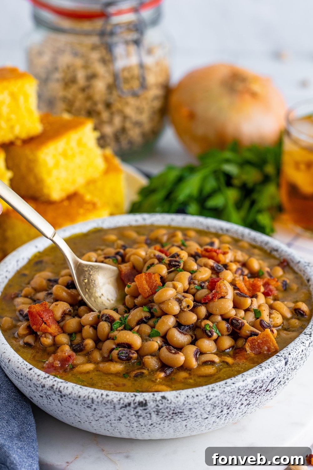 A simple yet elegant serving of black-eyed peas, perfect for any meal.