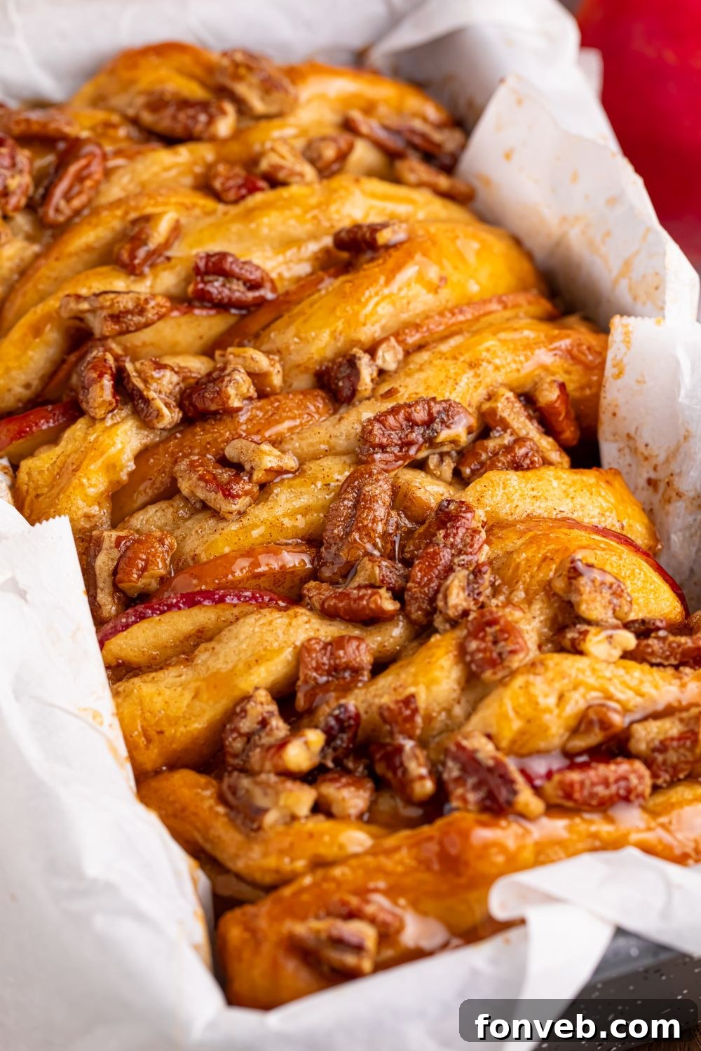 Apple Pie Monkey Bread 18 biscuit pull-apart bread with nuts and apples and caramel in it