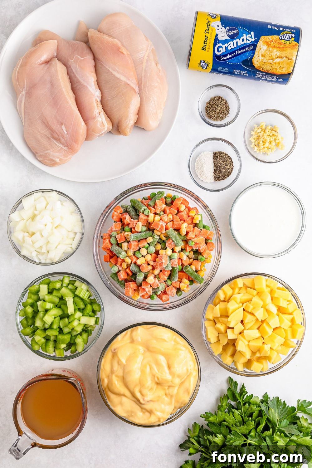 Easy Slow Cooker Chicken Pot Pie 7 ingredients for chicken pot pie in single serve bowls