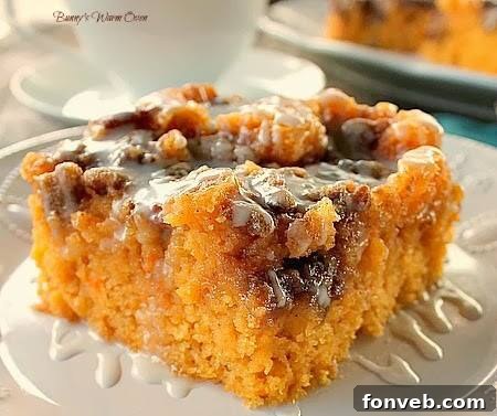 Lezzetiyle Baştan Çıkaracak Tarifler 27 Sweet Potato Cinnamon Roll Cake, sliced