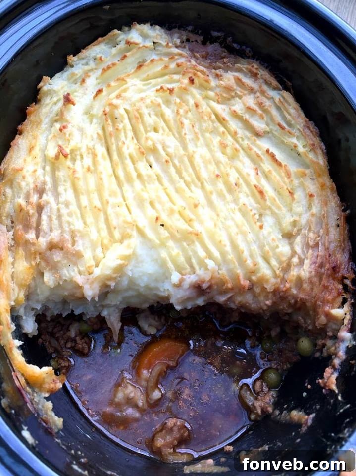 Slow Cooker Traditional Shepherd’s Pie