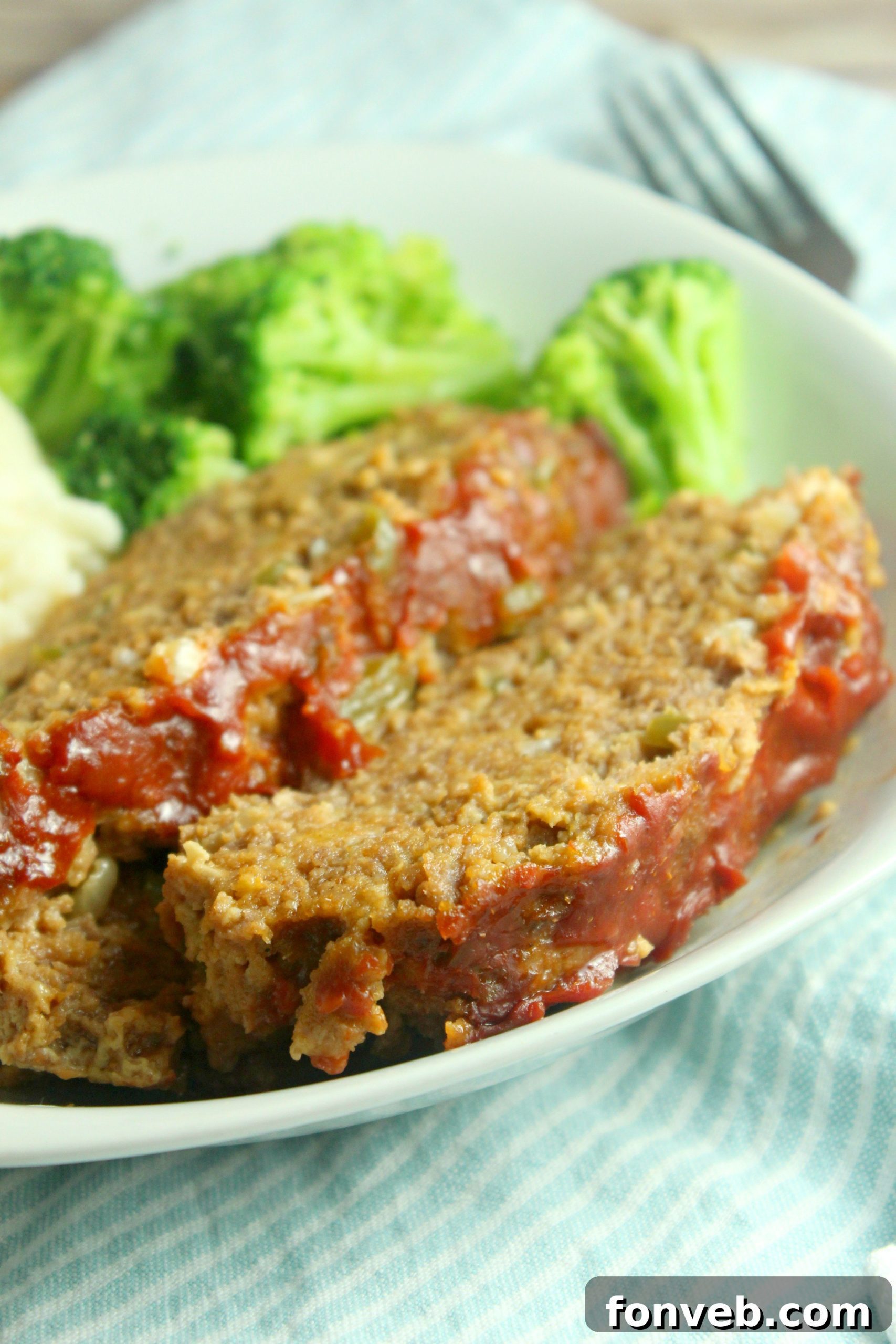 Set It and Forget It Meatloaf 2 Classic slow cooker meatloaf, cooked to perfection and ready to serve.