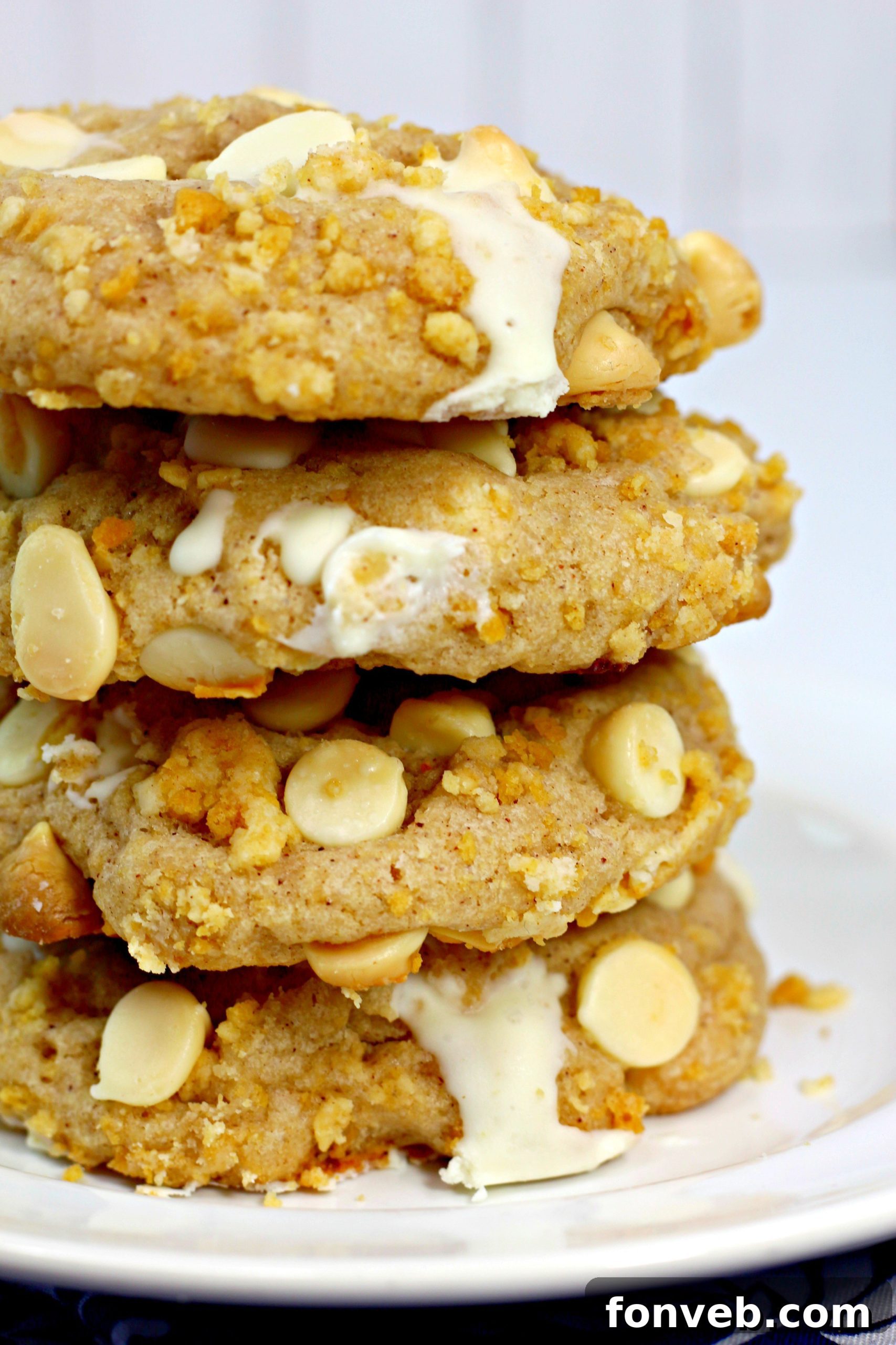 Decadent Cinnamon Roll Stuffed Cookies 2 Delicious cinnamon roll stuffed cookies, moist and flavorful.