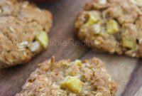 Warm Apple Cinnamon Oatmeal Cookies