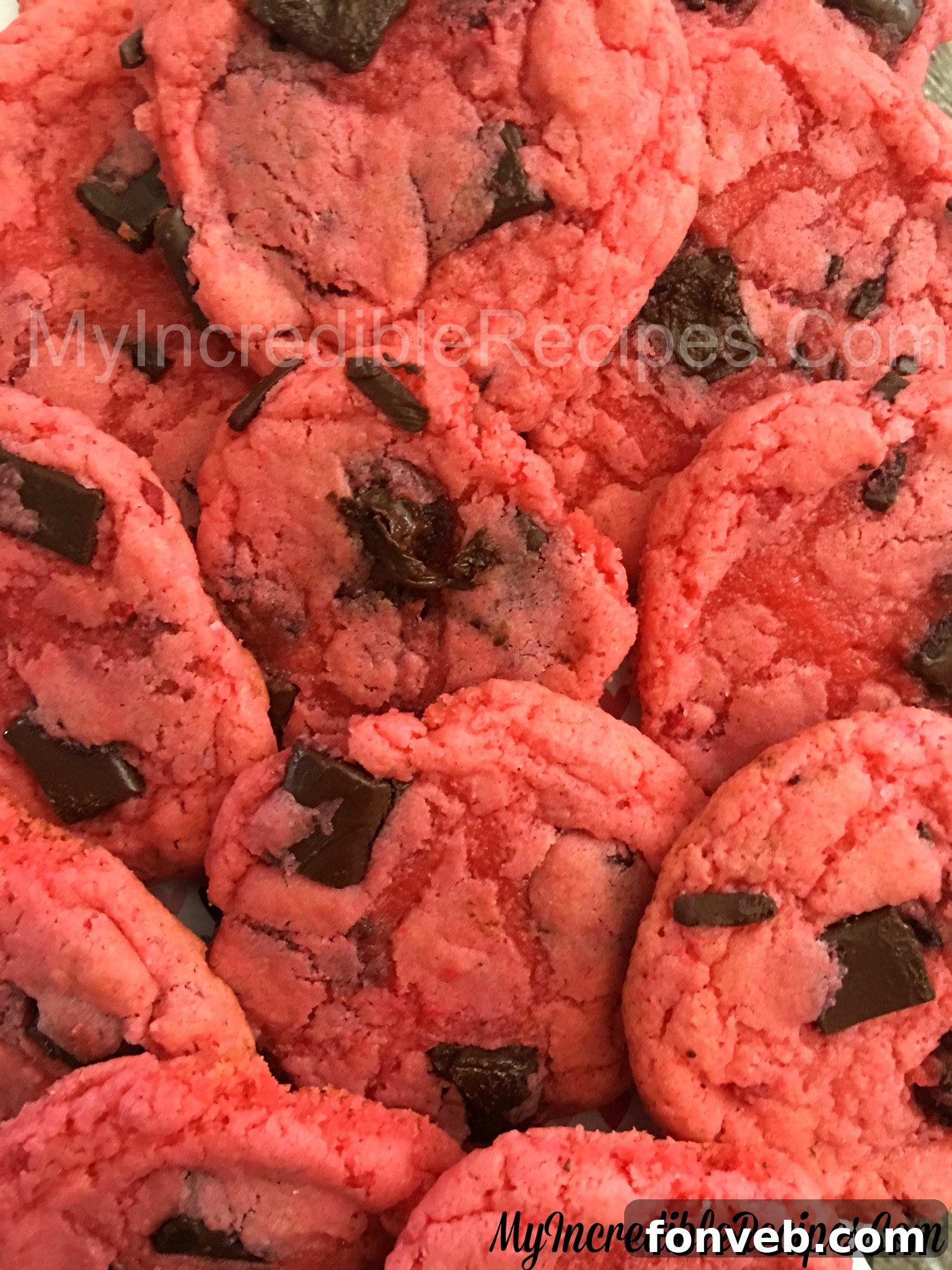 Soft and chewy strawberry cookies