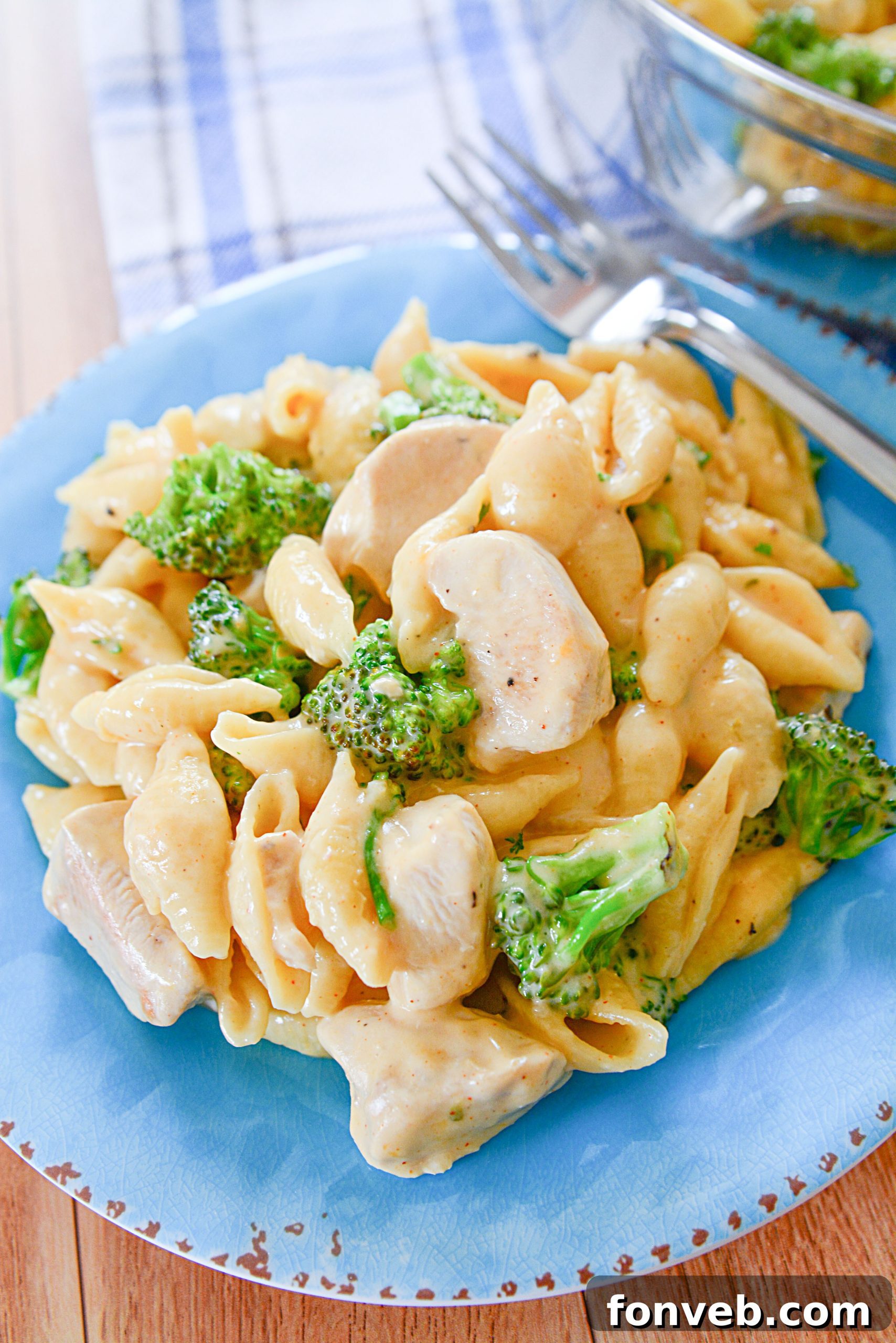 Creamy Cheesy Chicken and Broccoli Shells 5 A bowl of Cheesy Chicken & Broccoli Shells, ready to be served, showcasing the perfectly cooked pasta and vibrant broccoli.